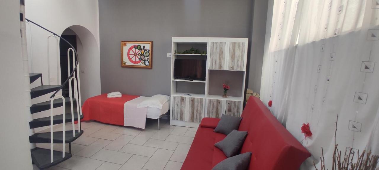 Estia Holidays Apartments - Таормина Экстерьер фото